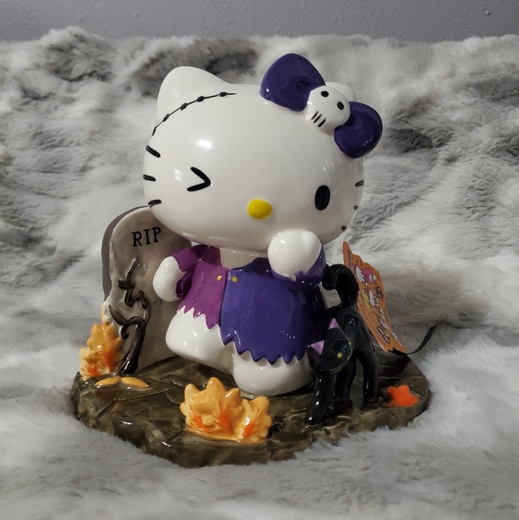 Hello Kitty Blue Sky Clayworks Graveside Halloween - Picture 1 of 9